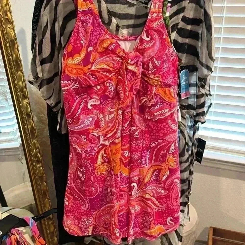 Swim Solutions Plus Size Printed Tummy-Control Bow-Front Swimdress - Picture 2 of 2
